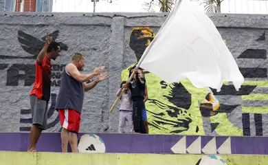 Rio de Janeiro (RJ), 31/10/2025 - Moradores, familiares e representantes da sociedade civil se reúnem na comunidade da Vila Cruzeiro para manifestação de repúdio à Operação Contenção que deixou 121 mortos. Foto: Tânia Rêgo/Agência Brasil