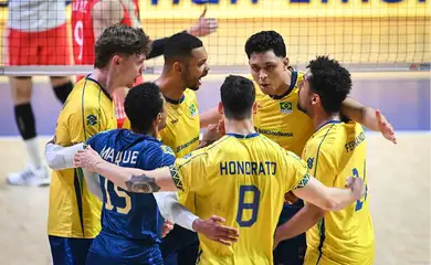 Brasil vence China de virada (3 a 1) e se classifica às semifinais da Liga das Nações pela primeira vez desde 2021 - em 30/07/2025