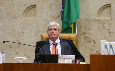 Brasília - O procurador-geral da República, Rodrigo Janot, durante sessão plenária do Supremo Tribunal Federal para julgar validade das delações da JBS (José Cruz/Agência Brasil)