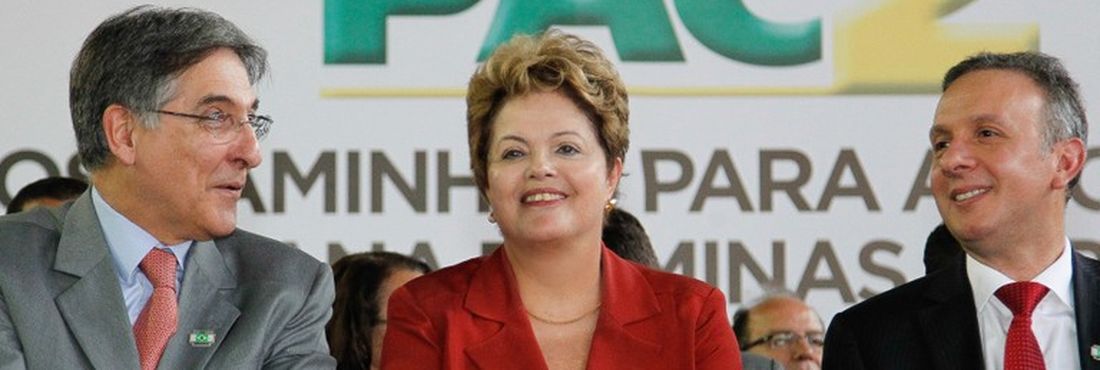 Dilma no anúncio do PAC 2 em MG