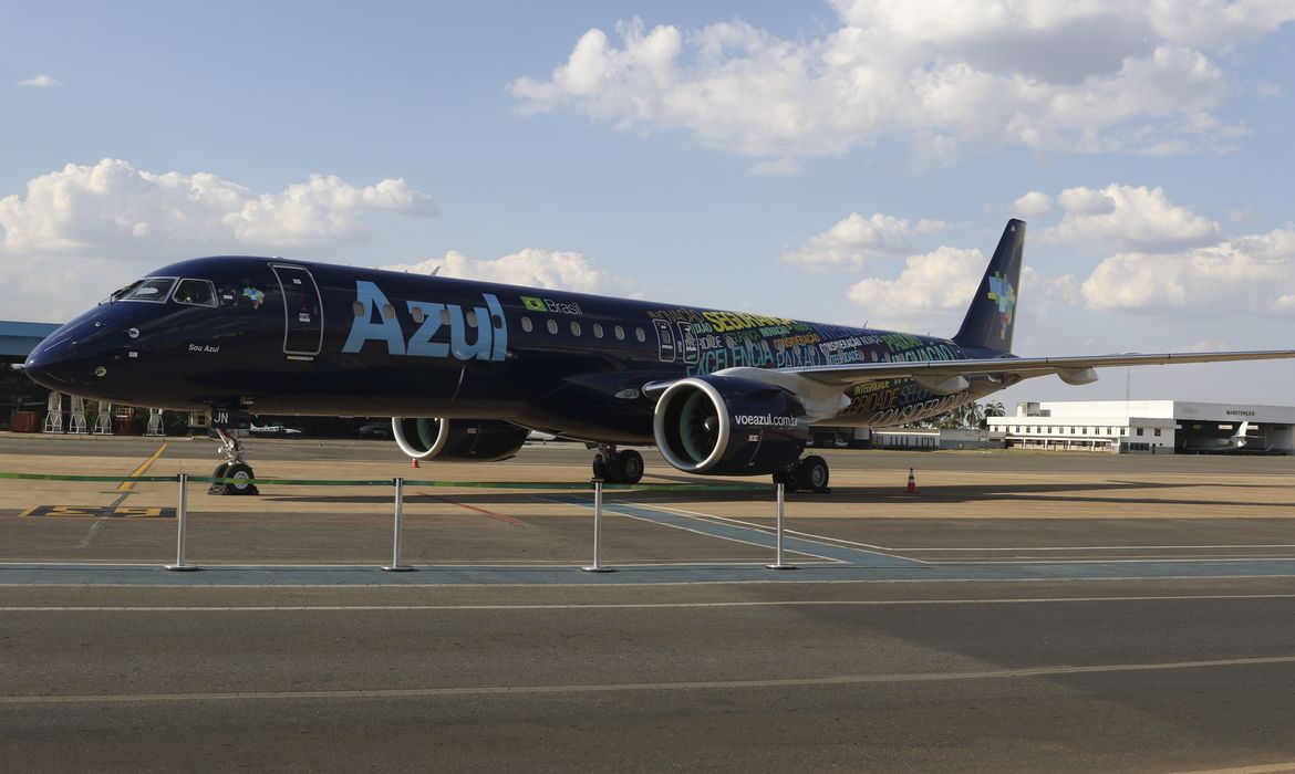 Apresentação do jato Embraer 195-E2, a maior e mais moderna aeronave comercial já produzida no Brasil, adquirida pela Azul Linhas Aéreas