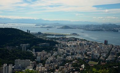 Vista da zona sul e Baia de Guanabana, no Rio de Janeiro
