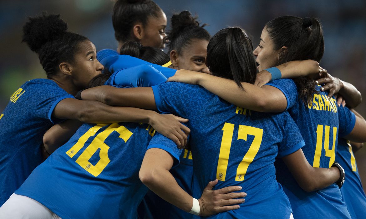 Brasil vence Noruega por 4 a 1 em amistoso da seleção feminina para Copa do Mundo de 2023 - futebol - em 07/10/2022