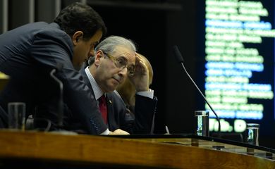 O presidente da Câmara, Eduardo Cunha durante sessão plenária da Câmara dos Deputados (Wilson Dias/Agência Brasil)