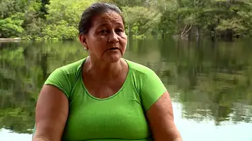 pescadora_anaile_carneiro_conta_que_agua_chegou_a_40_graus_e_matou_peixes_na_amazonia