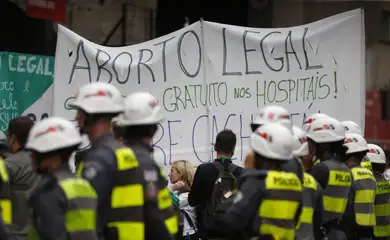 São Paulo (SP), 28/09/2024 - Entidades fazem manifestação pela legalização do aborto  em frente ao MASP. Foto: Paulo Pinto/Agência Brasil