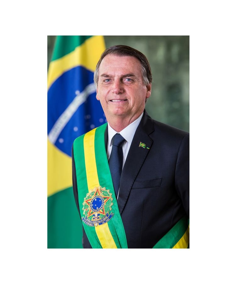 Foto Oficial do Presidente da República, Jair Bolsonaro.
Divulgação Presidência da Republica/Creative Commons Atribuição-SemDerivações 3.0 Não Adaptada. http://www2.planalto.gov.br/acompanhe-o-planalto/foto-oficial