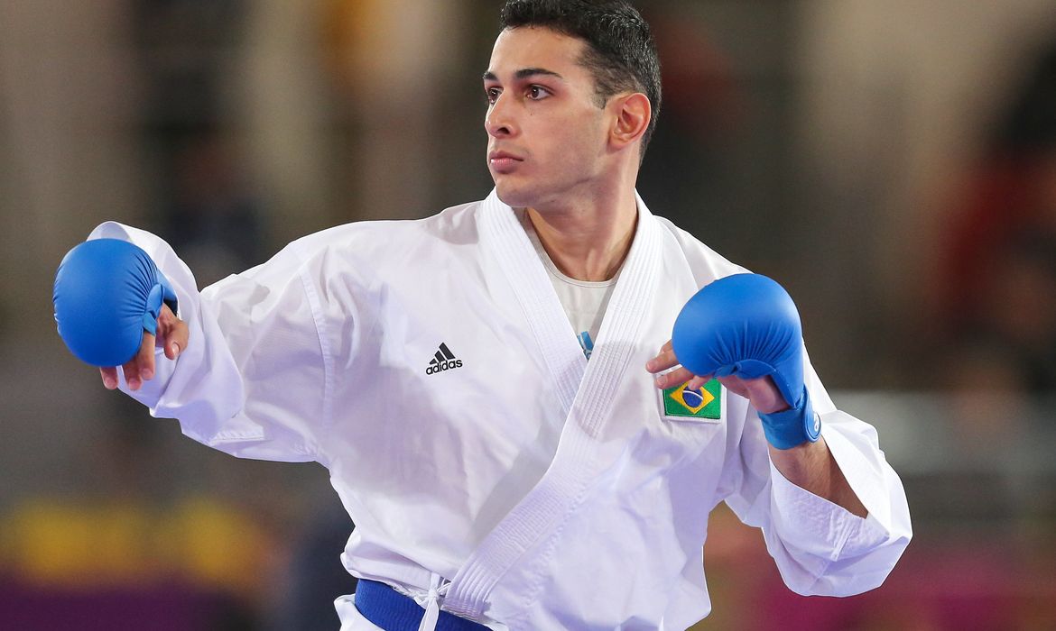 Carateca brasileiro perde vaga j assegurada para os Jogos de