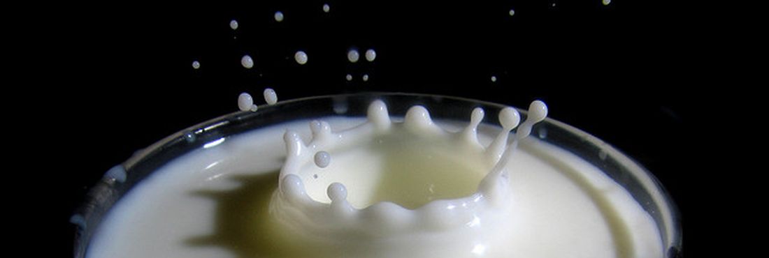 Imagem de um copo de leite