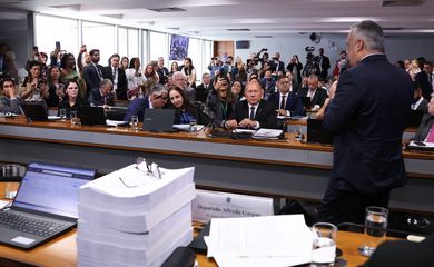 Brasília- DF  – 27/3/2026 – Reunião da CPMI do INSS para leitura do relatório final pelo relator, Alfredo Gaspar.   Foto: Lula Marques/ Agência Brasil.