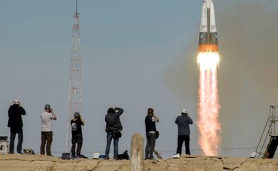 A Soyuz MS-10 foi lançada com dois astronautas, mas teve que regressar em seguida, devido a uma falha em um de seus propulsores