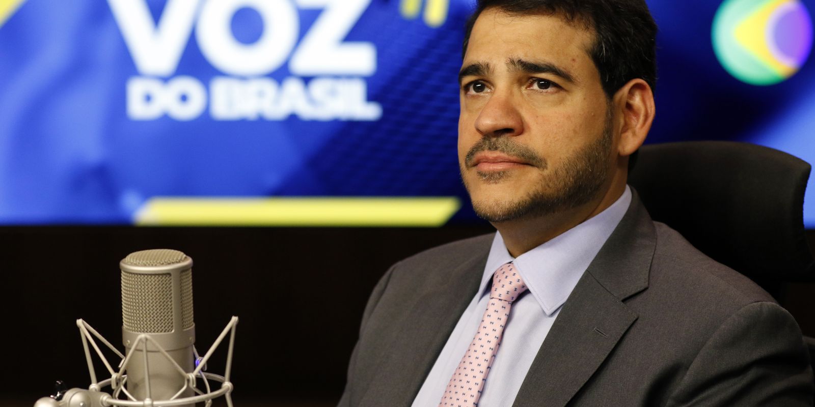 Em artigo no NY Times, Jorge Messias defende STF e soberania do Brasil Em artigo no NY Times, Jorge Messias defende STF e soberania do Brasil
