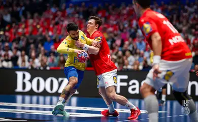 Brasil encerra campanha história no Mundial de Handebol Masculino ao perder para a Dinamarca por 21 a 33, nas quartas de  final, em 29/01/2025
