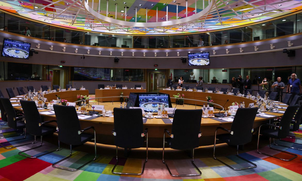 Vista da sala principal durante reunião de cúpula da União Europeia em Bruxelas