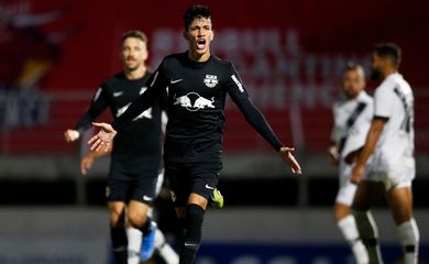 Bragantino bateu a Ponte Preta por 2 a 0