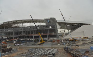 São Paulo - A Arena Corinthians, que será palco da abertura do Mundial, ainda   em fase de obras no último mês de abril