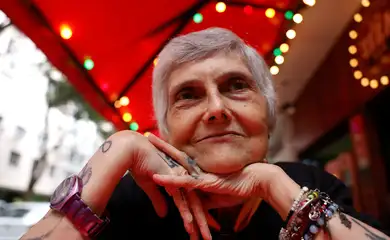 Rio de Janeiro (RJ), 30/05/2025 - Yone Lindgren, 69 anos, ativista lésbica e fotógrafa. Foto: Tânia Rêgo/Agência Brasil