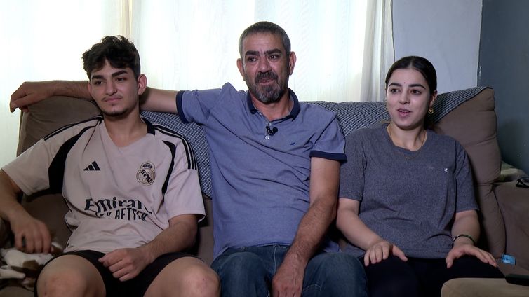 o_sirio_jadallah_al_sabah_com_os_filhos.jpeg