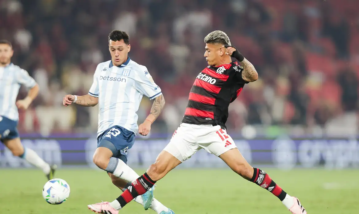 Gilvan de Souza/Flamengo/Direitos Reservados Carrascal, Flamengo, Racing, jogo de ida das semifinais da Libertadores 2025