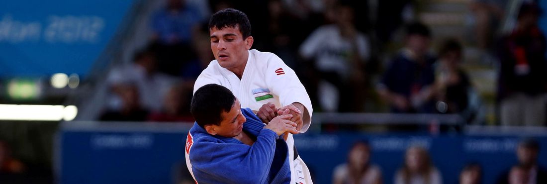 Judoca Felipe Kitadai ganha a primeira medalha do Brasil