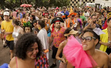 Brasília (DF), 01/03/2025 - Bloco de carnaval, Aparelhinho nas ruas de Brasília.
Foto: Joédson Alves/Agência Brasil
