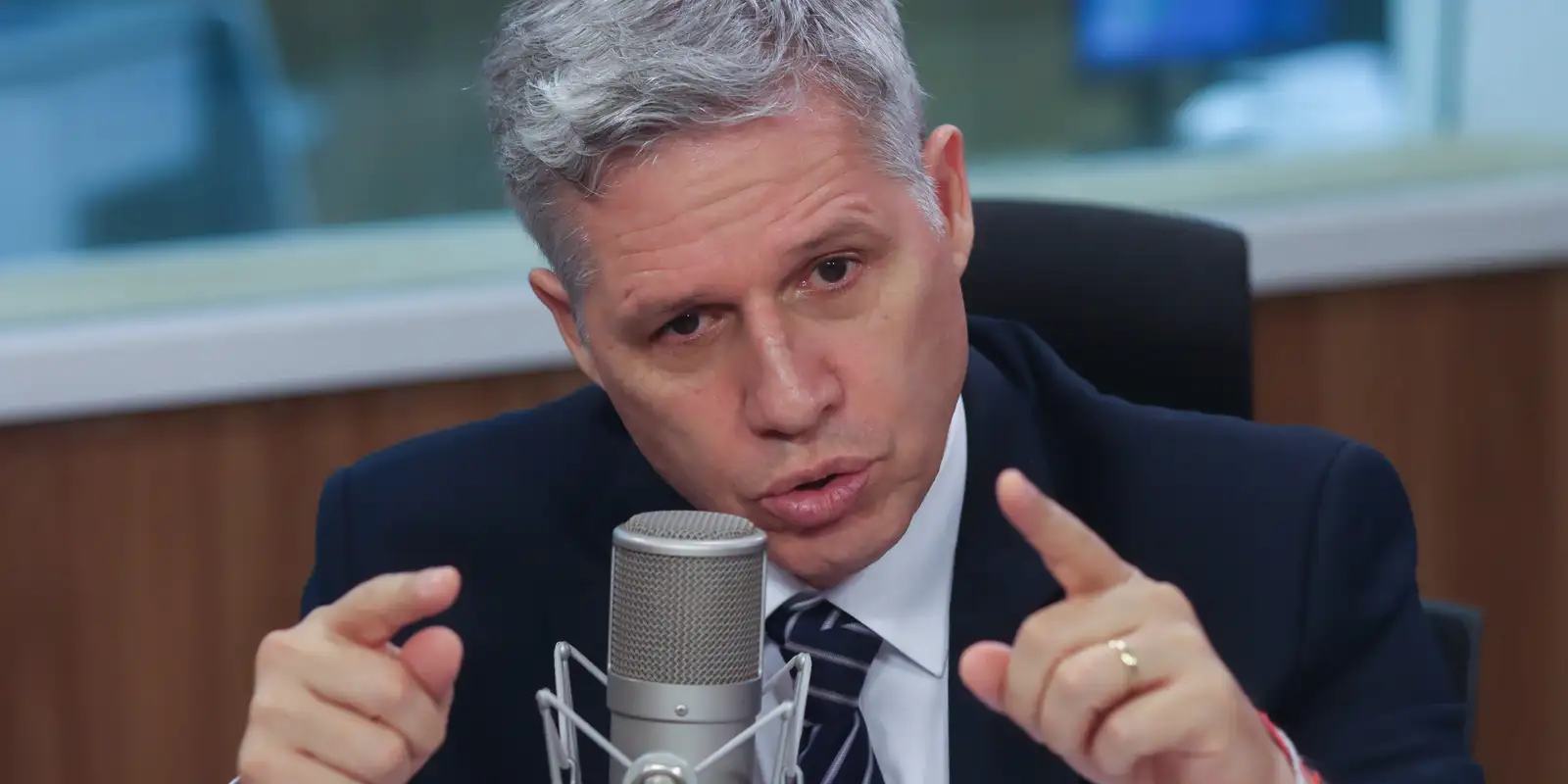 Paulo Teixeira, na Voz do Brasil Agência Brasil
