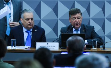 Brasília (DF), 20/08/2025  - A Comissão parlamentar mista de inquérito (CPMI) sobre fraudes no INSS foi instalada com a eleição do presidente, senador, Carlos Viana (Podemos-MG) e o relator o deputado bolsonarista Alfredo Gaspar (União Brasil-AL).  Foto: Lula Marques/Agência Brasil