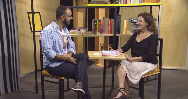 Raphael Montes entrevista a escritora e jornalista Luize Valente