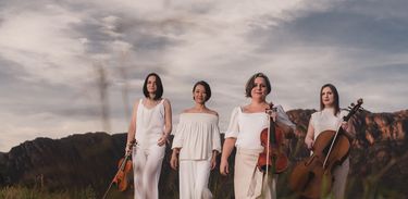 Quarteto Boulanger - Flávia Motta (viola), Ayumi Shigeta (piano), Jovana Trifunovic (violino) e Lina Radovanovic (violoncelo)