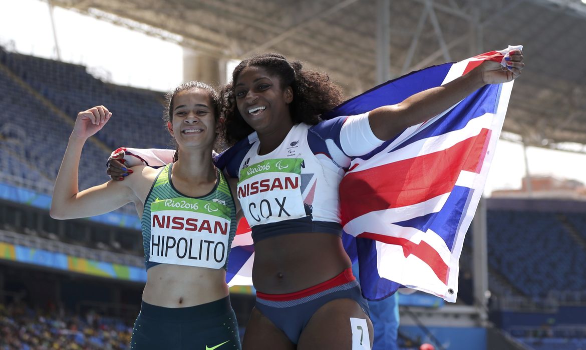 Verônica Hipolito e a britânica Kadeena Cox nos Jogos do Rio 2016
