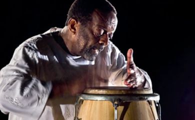Morre percussionista Naná Vasconcelos 