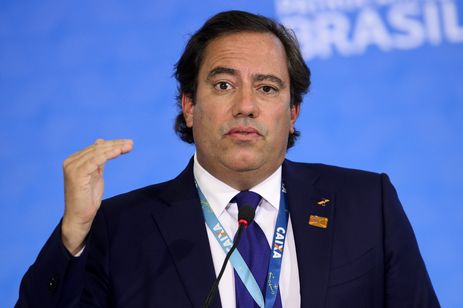 Marcelo Camargo/Agência Brasil O presidente da Caixa, Pedro Guimarães, durante cerimônia alusiva à marca de 100 milhões de poupanças sociais digitais Caixa.