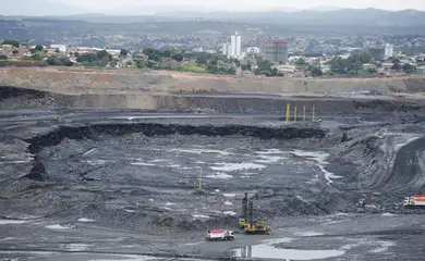 Paracatu (MG), 06/02/2015 - A mineração no chamado Morro do Ouro, liderada pela empresa canadense Kinross Gold Corporation, representa a principal atividade industrial para a geração de emprego e renda na região. Foto: José Cruz/Agência Brasil