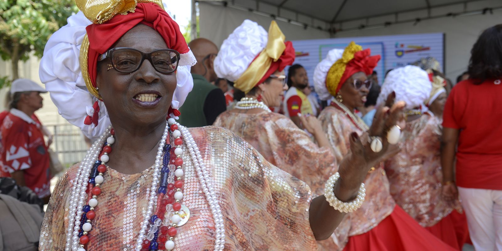 Nova Intendente reabre carnaval no Rio de Janeiro