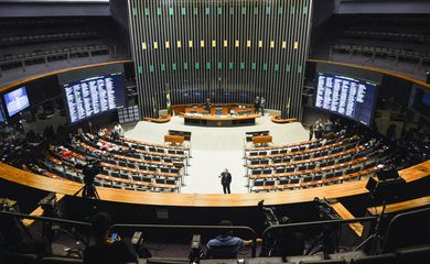 Brasília – Plenário da Câmara dos Deputados antes da discussão do relatório do impeachment (Antônio Cruz/Agência Brasil)