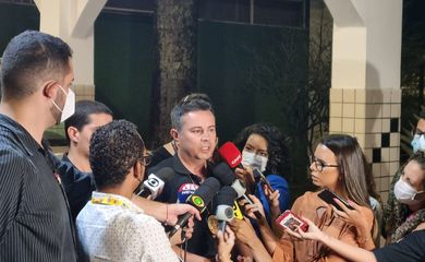 Douglas Fernandes, delegado-chefe adjunto da 3º DP, em coletiva de imprensa sobre o caso da tentativa de latrocínio do jornalista Gabriel Luiz