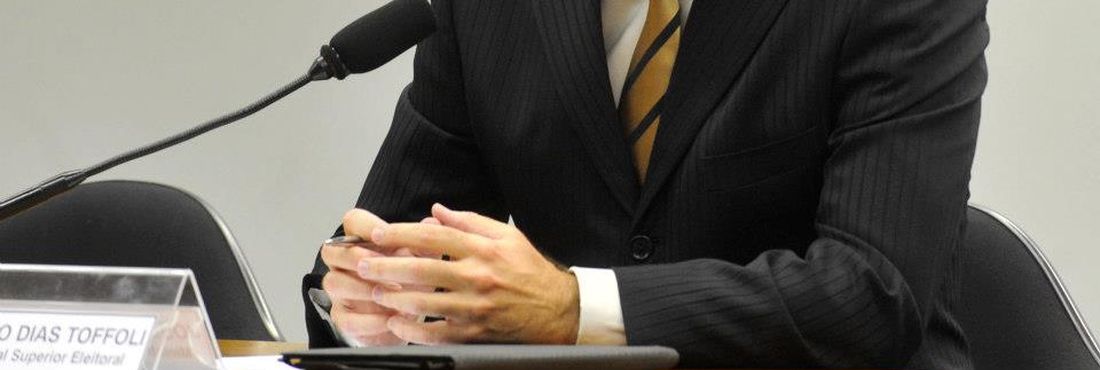 Dias Toffoli O ministro do Supremo Tribunal Federal (STF) e do Tribunal Superior Eleitoral (TSE), Antonio Dias Toffoli, defendeu a necessidade de definir regras para o período pré-eleitoral