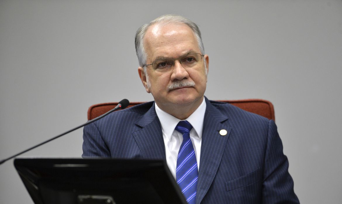 Brasília –  O ministro do STF Luiz Edson Fachin, durante audiência com governadores para discutir as dívidas dos estados, e a mudança na fórmula de cobrança da taxa de juros (José Cruz/Agência Brasil)