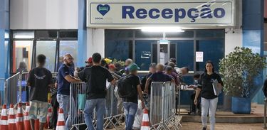 Entrada do Hotel Social, que oferece pernoite a pessoas em situação de rua em Brasília