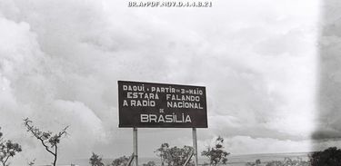 Placa de localização da Rádio Nacional de Brasília