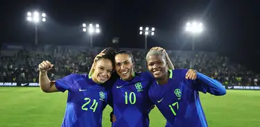 Dudinha, Marta e Jhonson