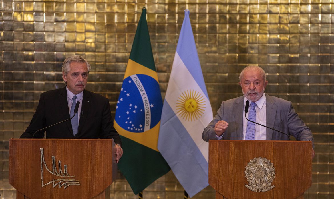 Lula recibe este lunes al presidente de Argentina