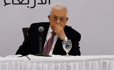 Presidente palestino Mahmoud Abbas em Ramallah
 14/5/2025   Reuters/Mohammed Torokman/Proibida reprodução