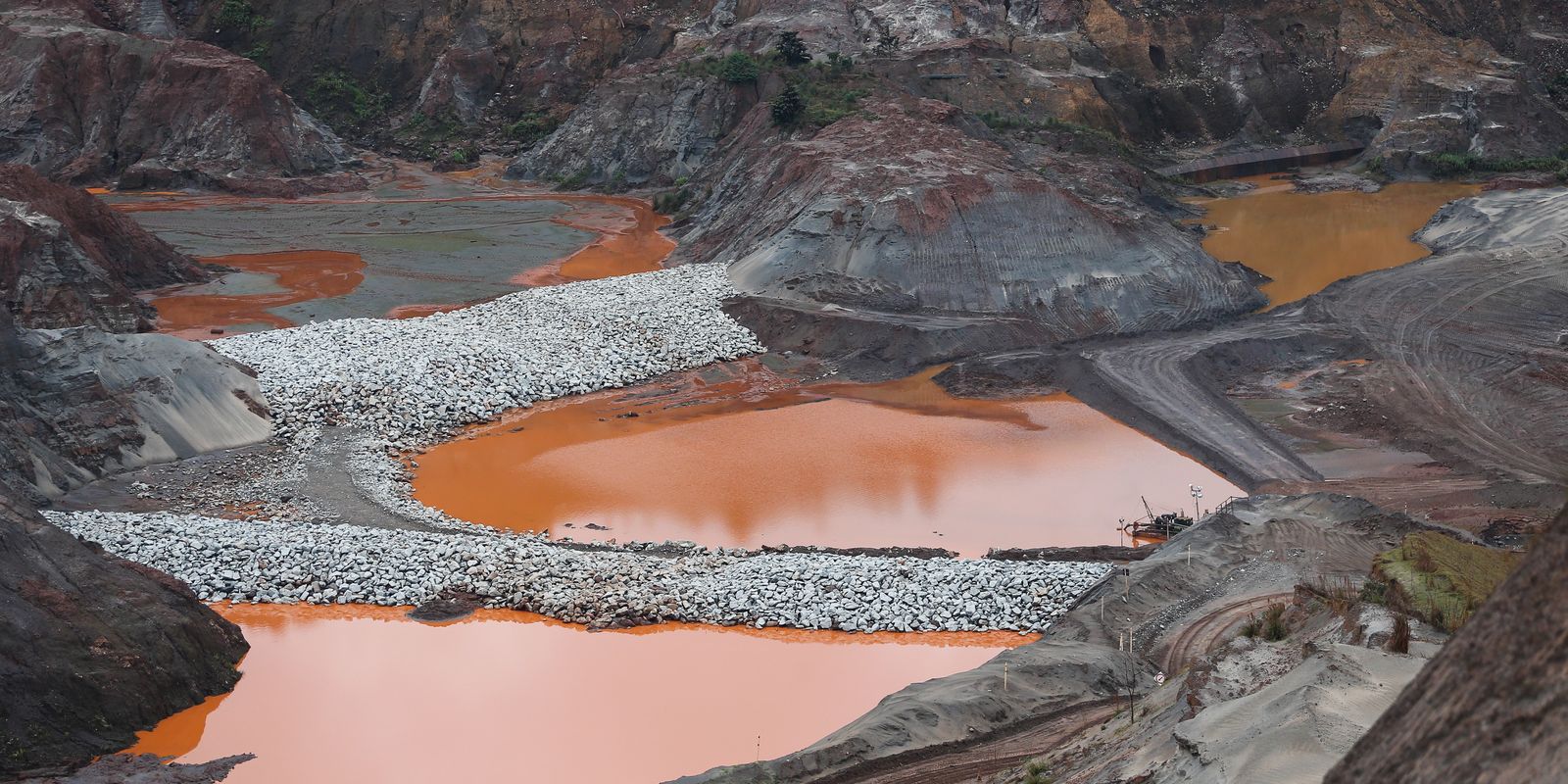 Justiça inglesa condena mineradora BHP por rompimento de barragem