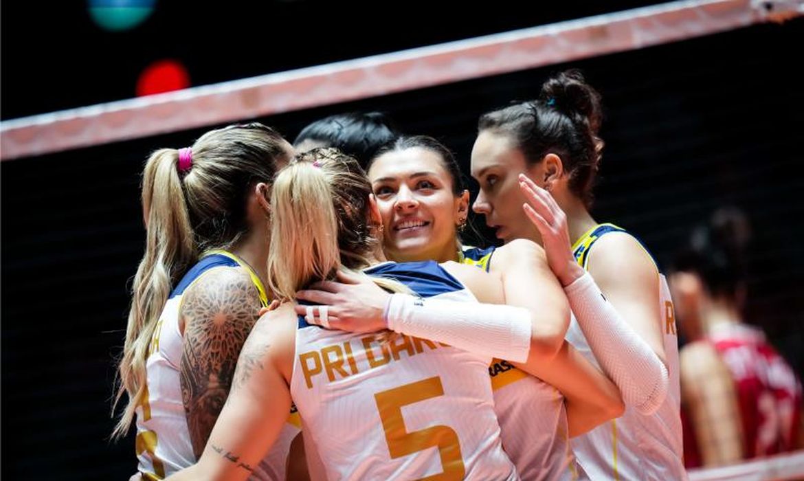 Brasil derrota Itália no tie-break no Mundial de Vôlei feminino