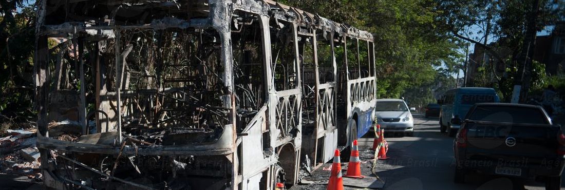 Ônibus incendiado em São Paulo