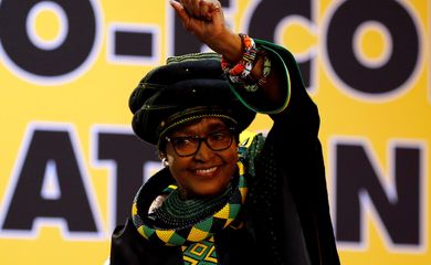 Morre na África do Sul ativista Winnie Mandela, aos 81 anos