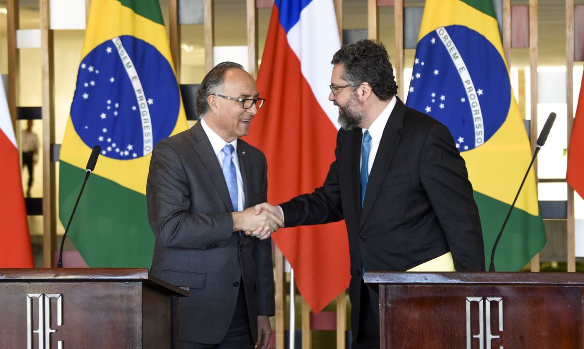 O ministro das Relações Exteriores do Chile, Teodoro Ribera Neumann, durante encontro com o ministro Ernesto Araújo no Palácio Itamaraty