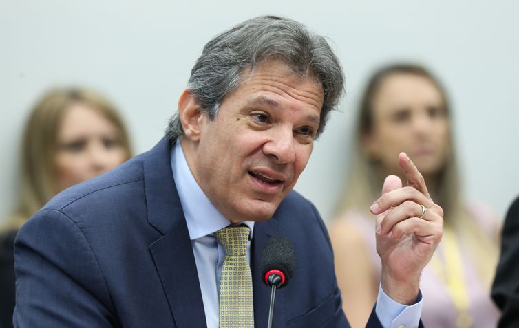 Haddad diz que país está pronto para iniciar ciclo de queda de juros | Agência Brasil