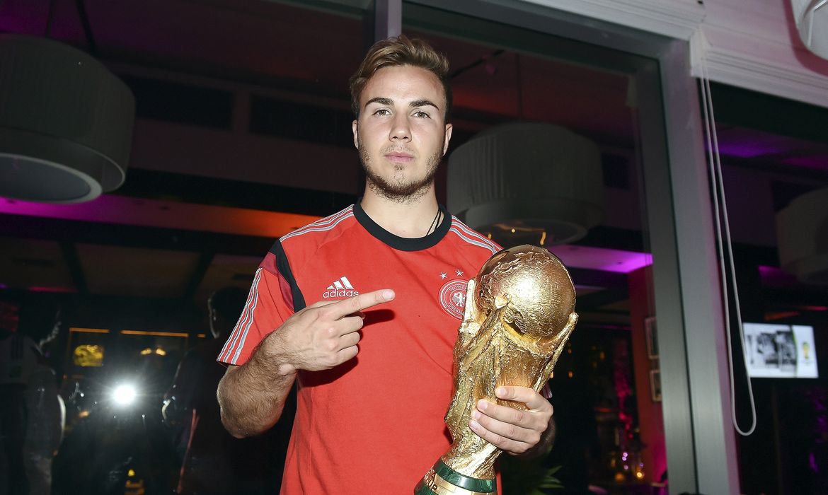 Mario Goetze, troféu da Copa do Mundo de 2014